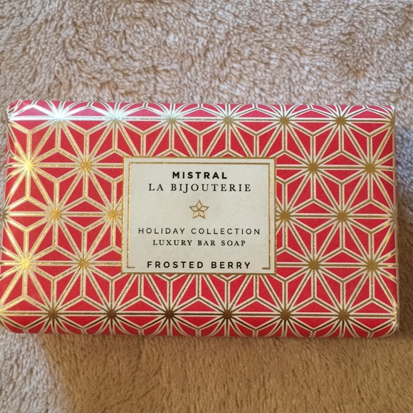 Mistral Holiday Collection Luxury Soap 3.14 oz NWT - Picture 5 of 5